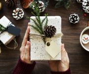 Kerstopendeur